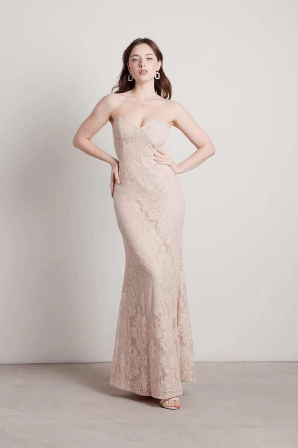 Black Tie & Evening Dresses*Tobi Adelyn Strapless Maxi Dress Champagne | Wine | White