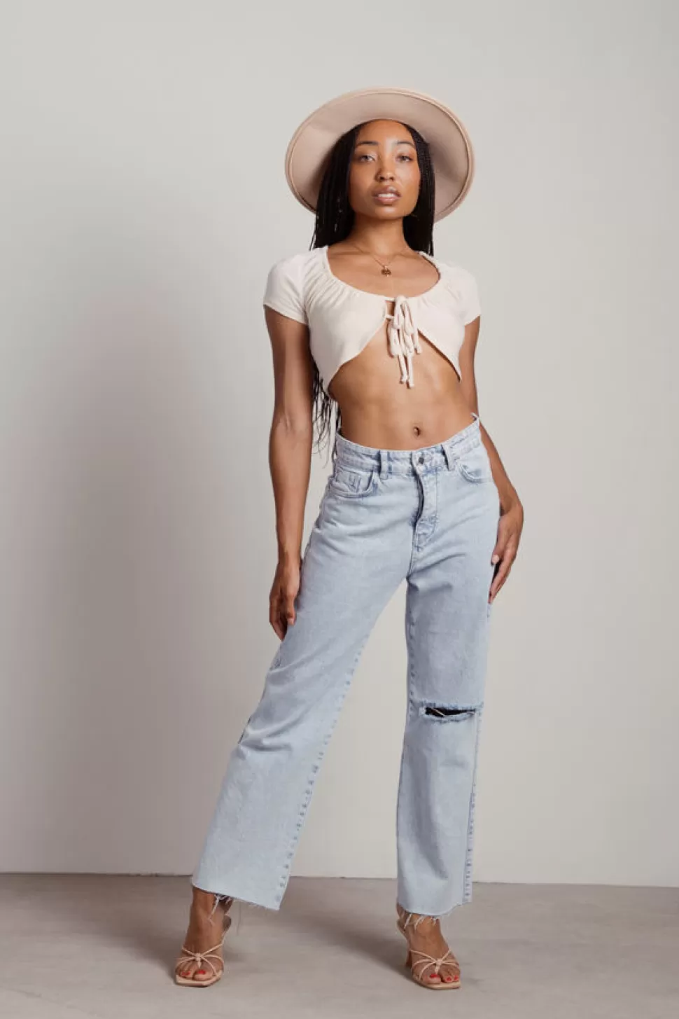 Crop Tops*Tobi Alice Center Tie Crop Top Beige | Black