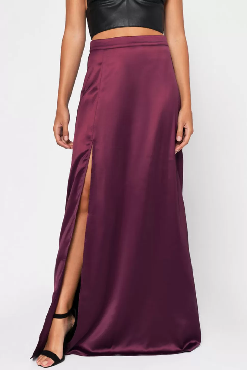 Skirts*Tobi All Of Me Satin Maxi Skirt Wine | Black