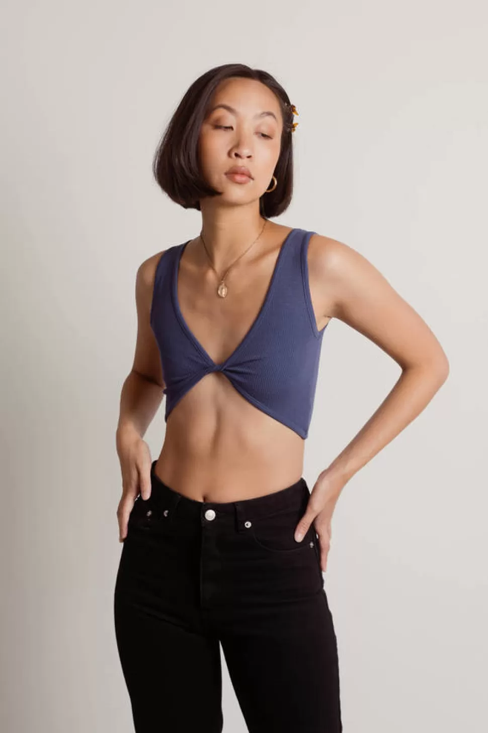 Activewear*Tobi Another Lifetime Reversible Twist Ribbed Crop Brami Navy