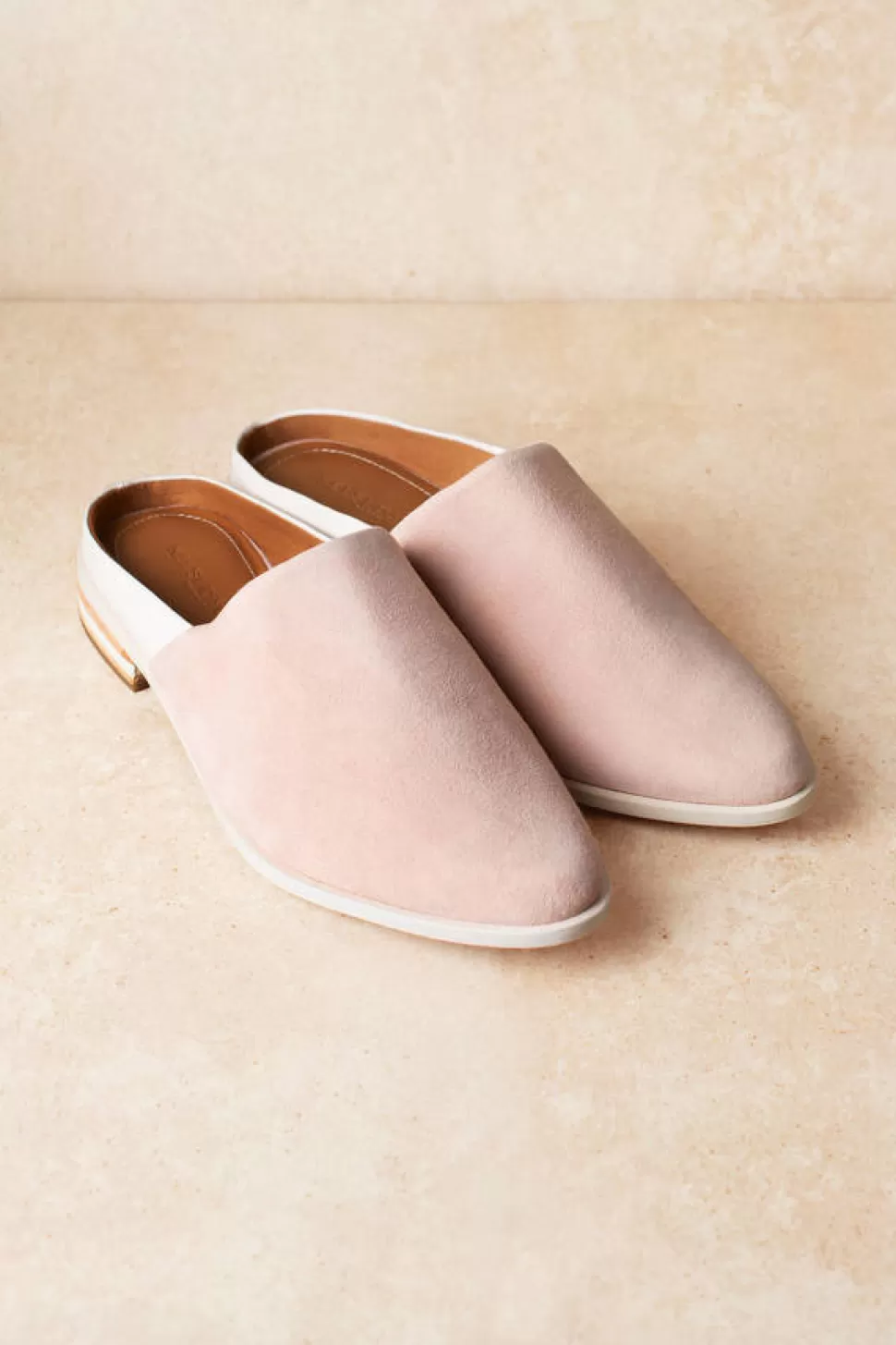 Shoes*Tobi Ava Suede Loafer Pink Multi