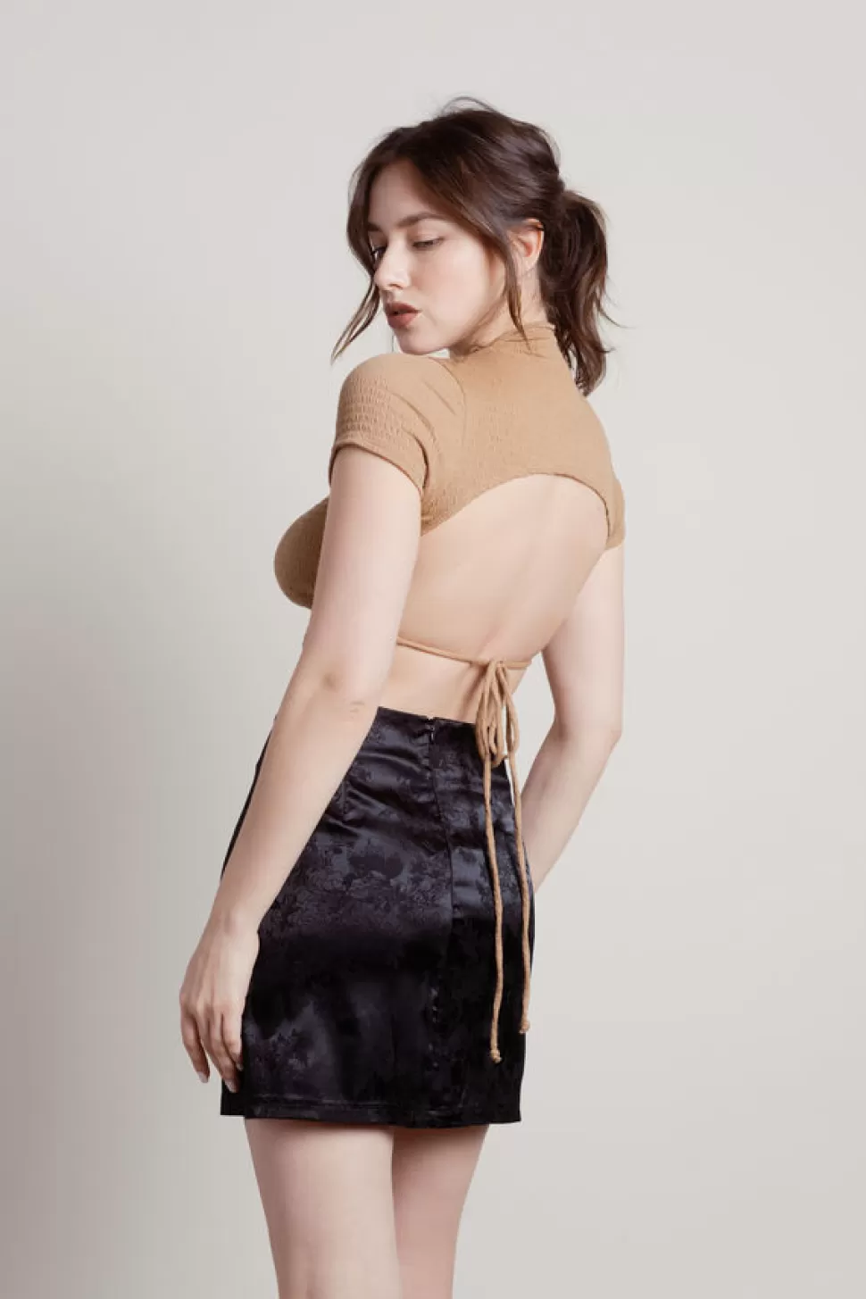 Backless Tops*Tobi Basilisk Smocked Open Back Crop Top Tan