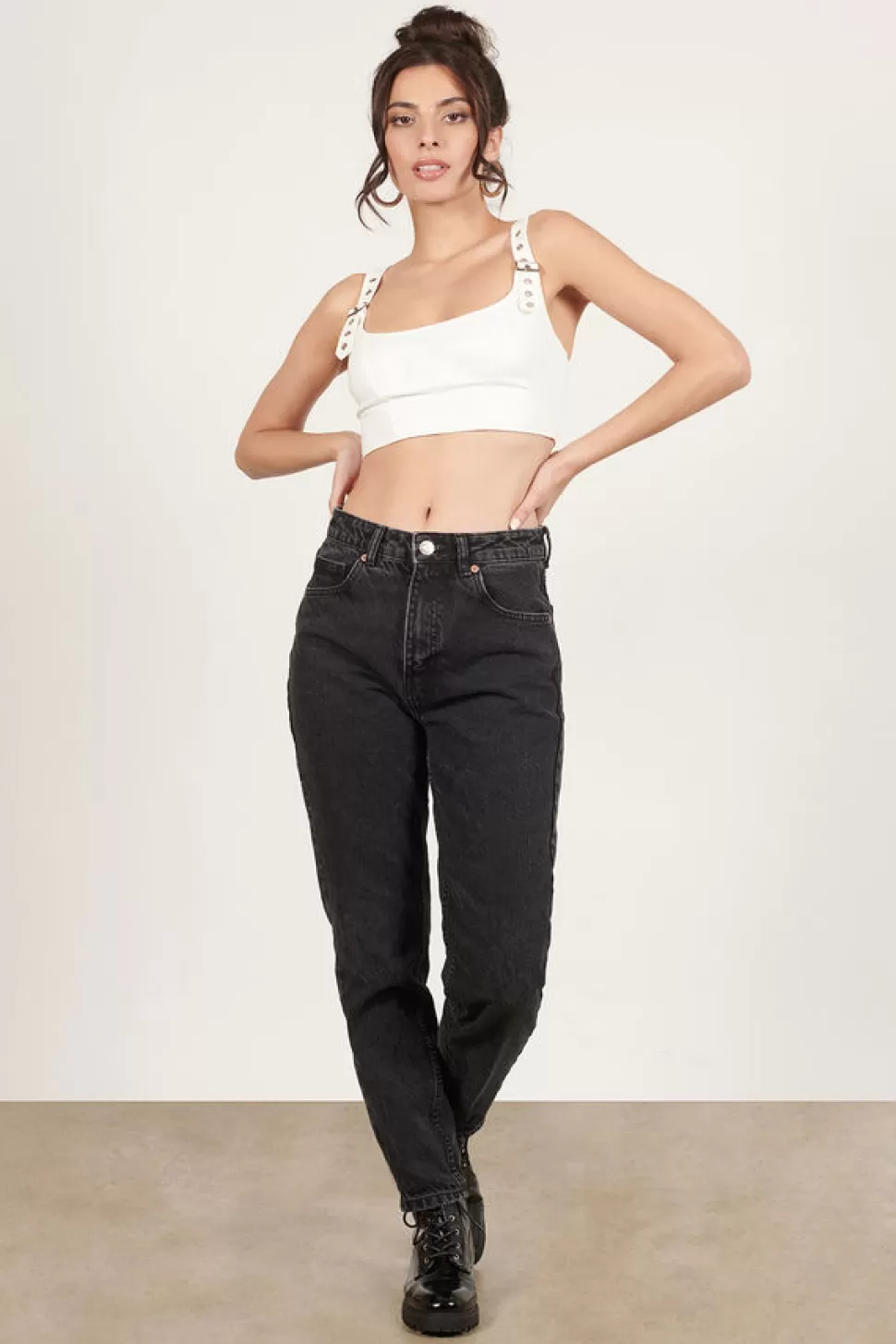 Going Out Tops*Tobi Buckled Up Crop Top White