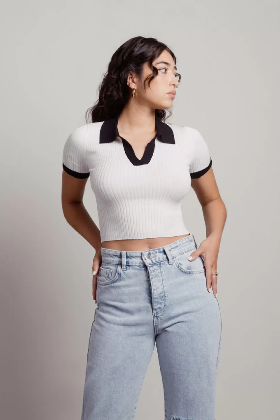 Crop Tops*Tobi Calypso Contrast Collared Sweater Knit Crop Top White & Black