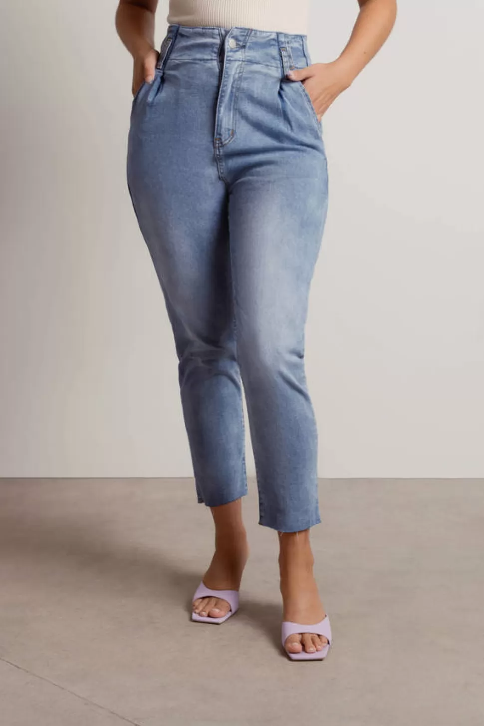 Denim*Tobi Cheviot Hills High Waisted Tapered Jeans Light Wash