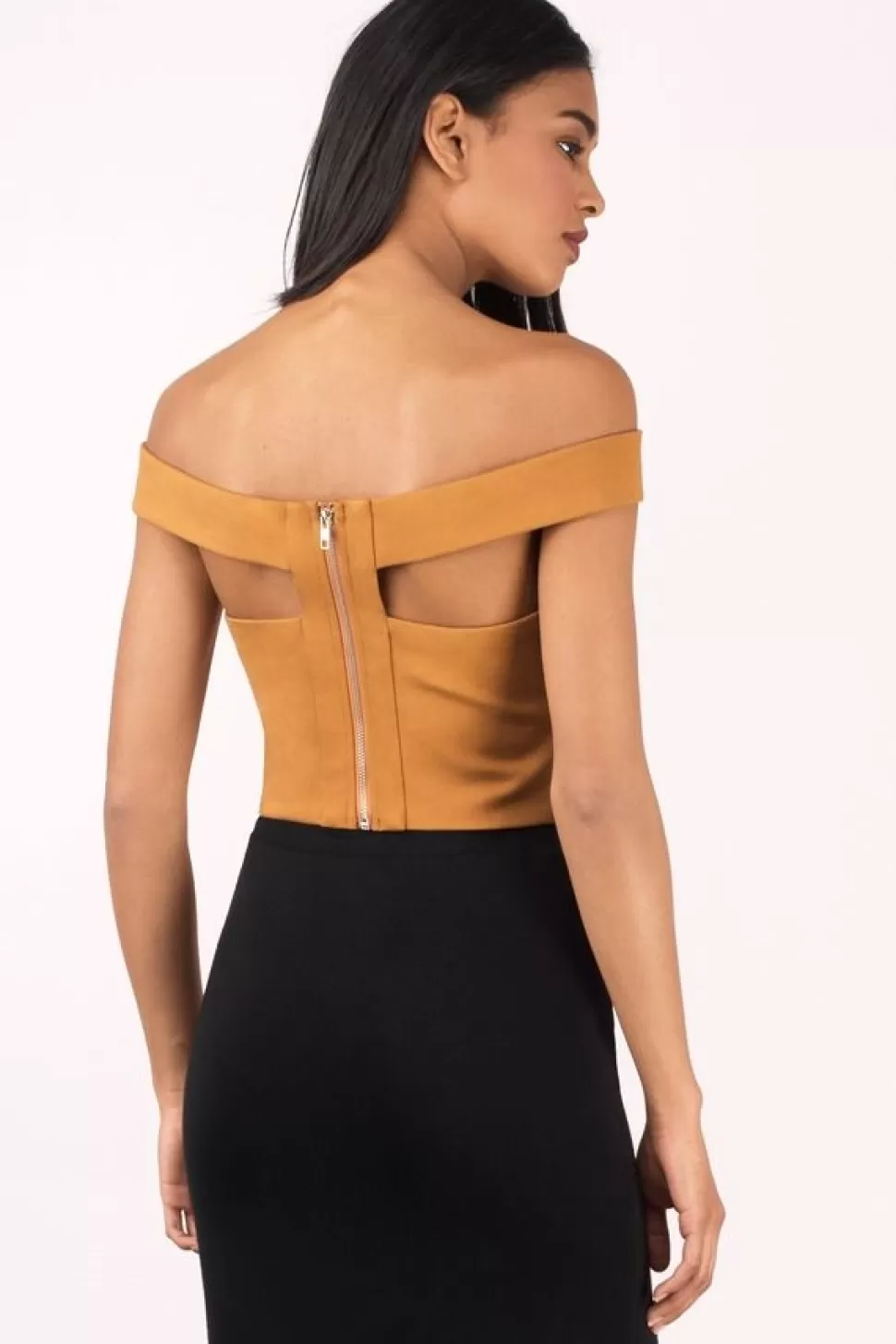 Going Out Tops*Tobi Claudia Off Shoulder Crop Top Camel | White