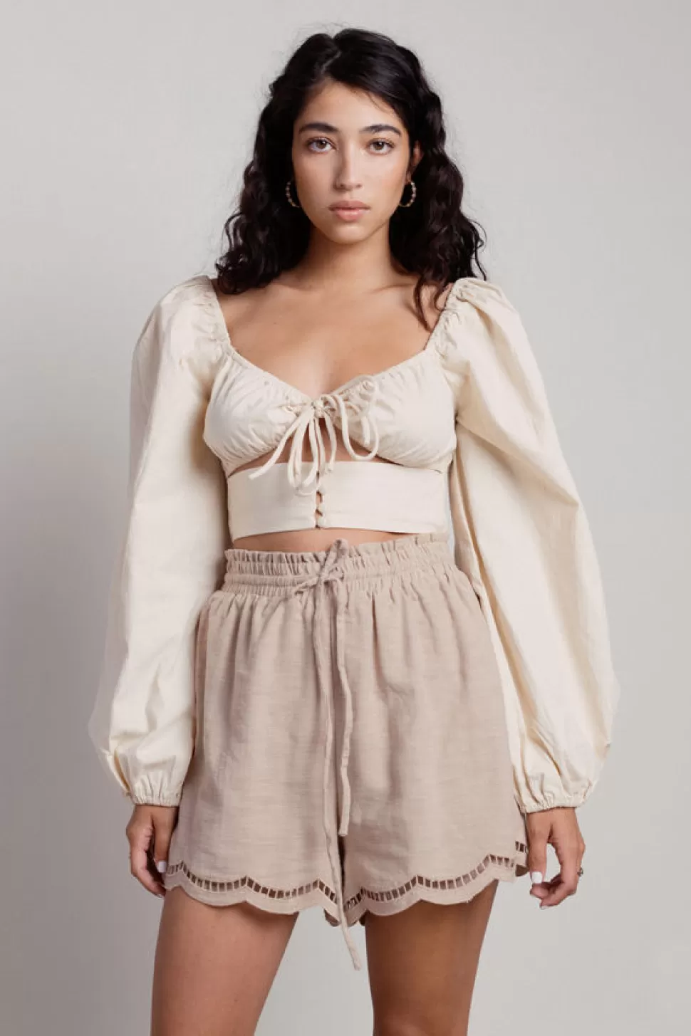 Shorts*Tobi Crvy Scallop Shorts Taupe