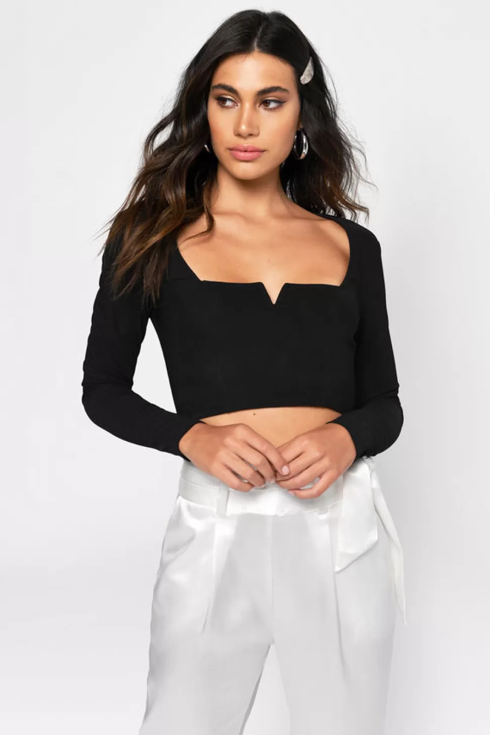 Long Sleeve Tops*Tobi Cybil Long Sleeve V Notch Knit Crop Top Black | Ivory