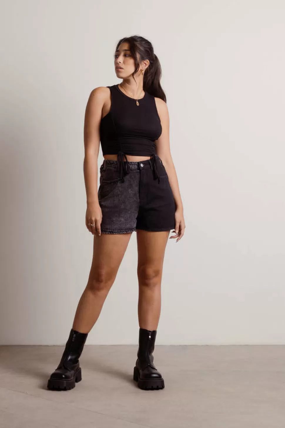 Crop Tops*Tobi Get Outta Here Ribbed Double Ruched Crop Tank Top Black | Ivory