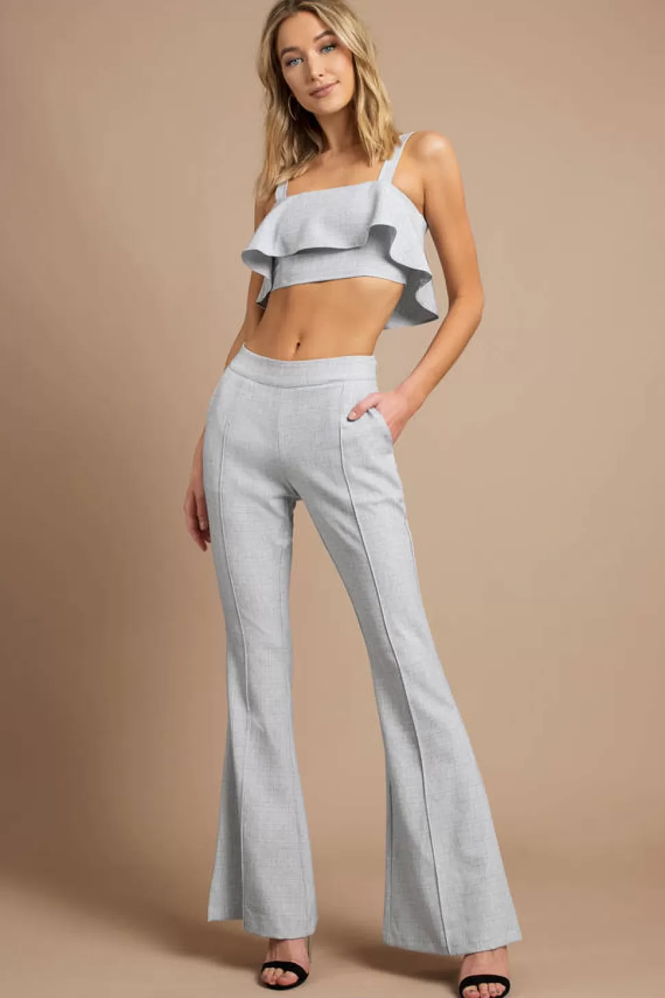 Going Out Tops*Tobi Half Of My Heart Ruffle Crop Top Light Grey