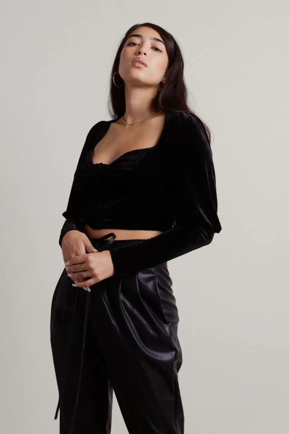 Puff Sleeve Tops*Tobi How Fancy Velvet Bustier Puff Sleeve Crop Top Black