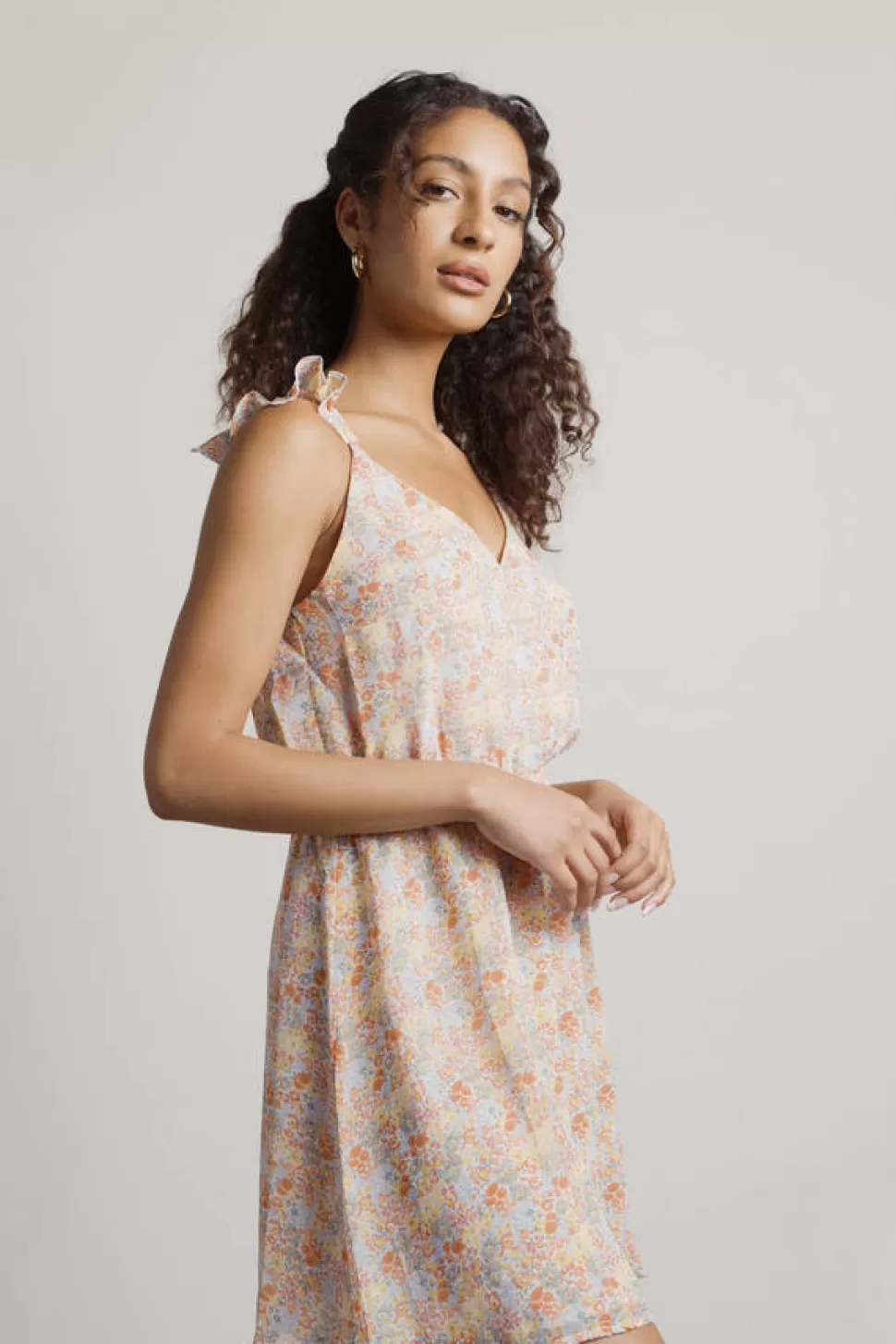 Sundresses*Tobi Janelle Floral Surplice Ruffled Skater Mini Dress Peach