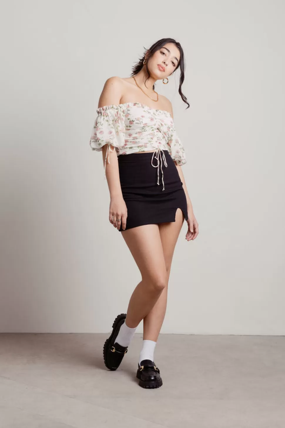 Blouses & Shirts*Tobi Lackadaisical Day Rose Floral Crop Top White