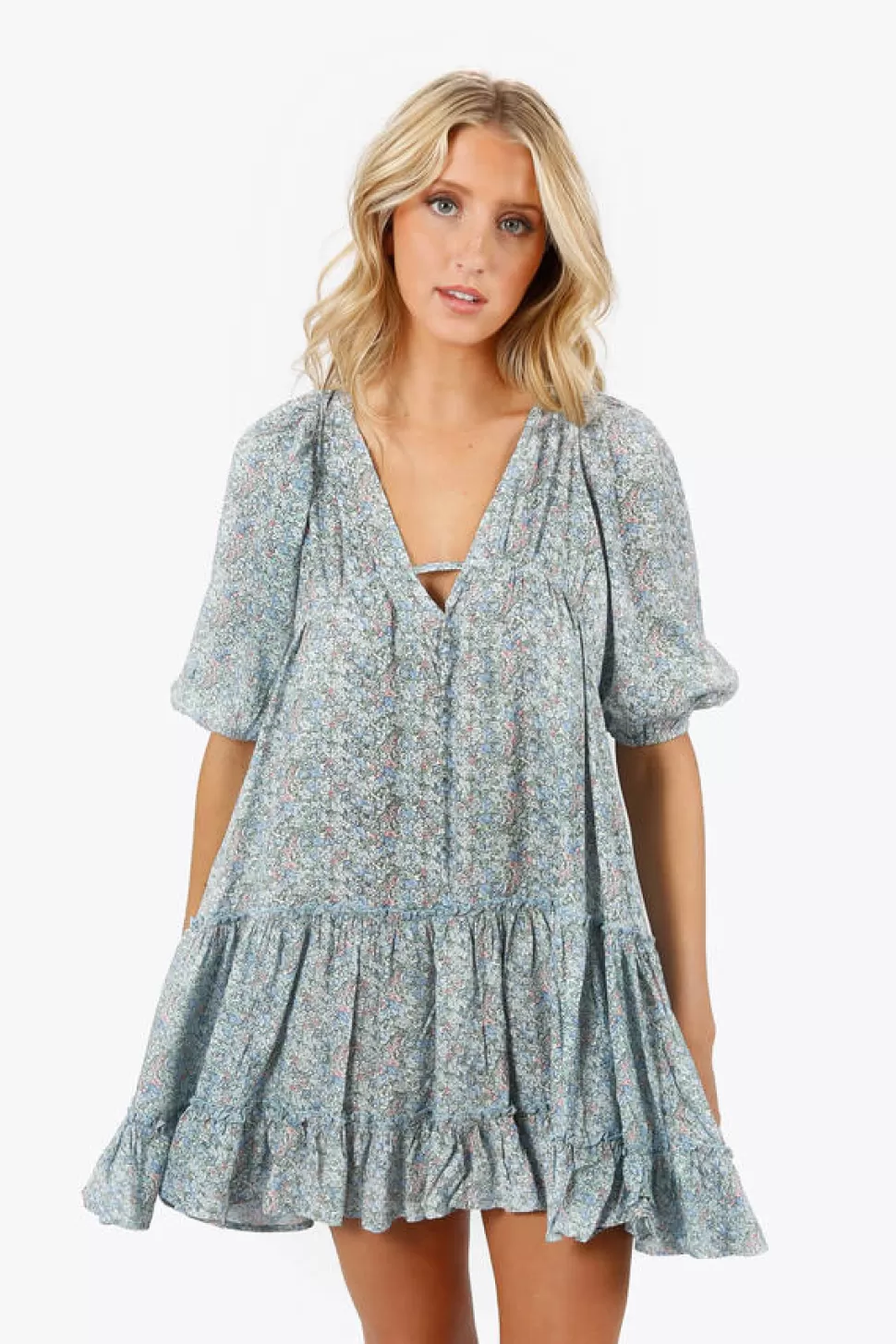 Sundresses*Tobi Layne Floral V Neck Tiered Full Dress Blue