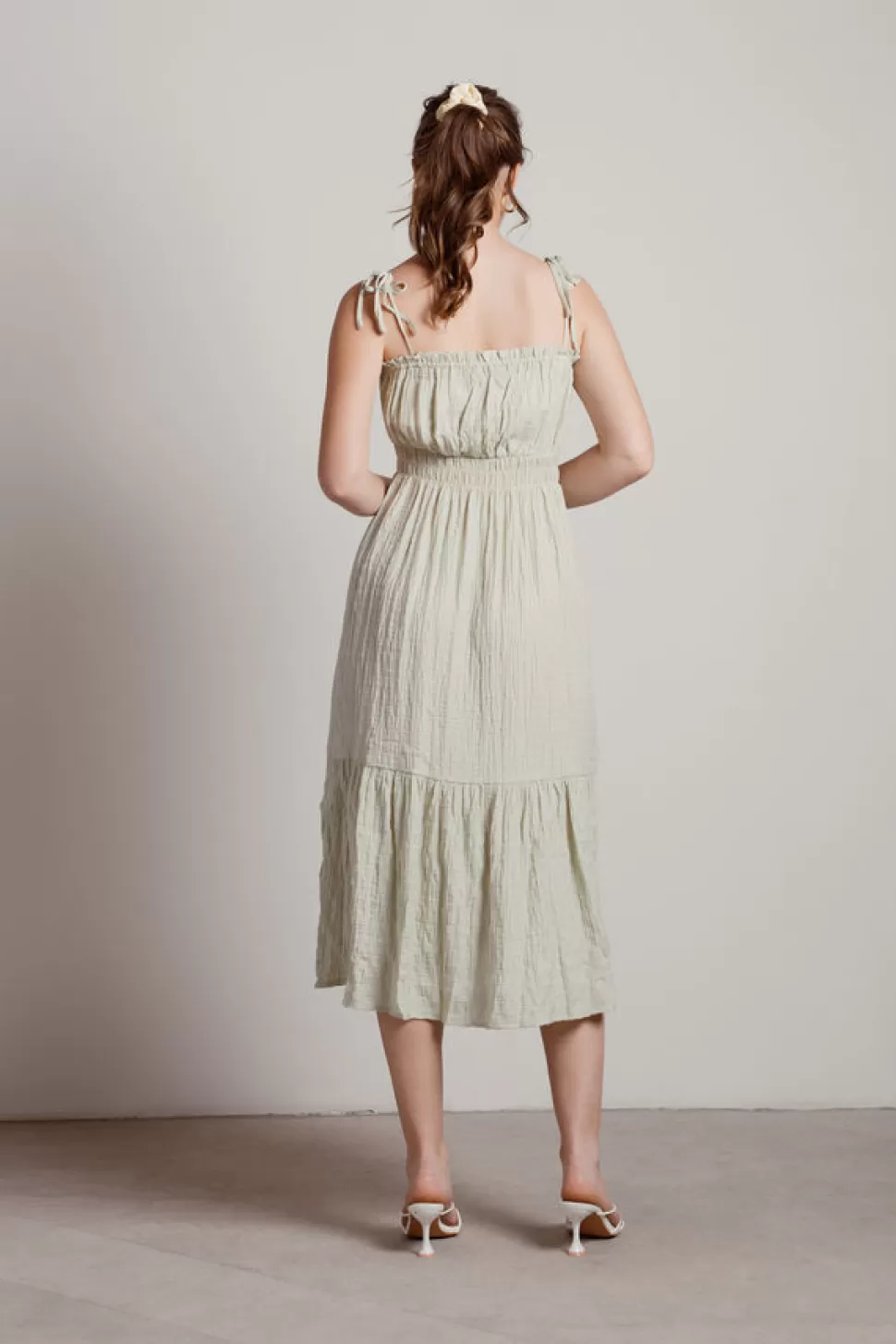 Casual Dresses*Tobi Let Me Down Slowly Crinkle Smocked Midi Dress Green