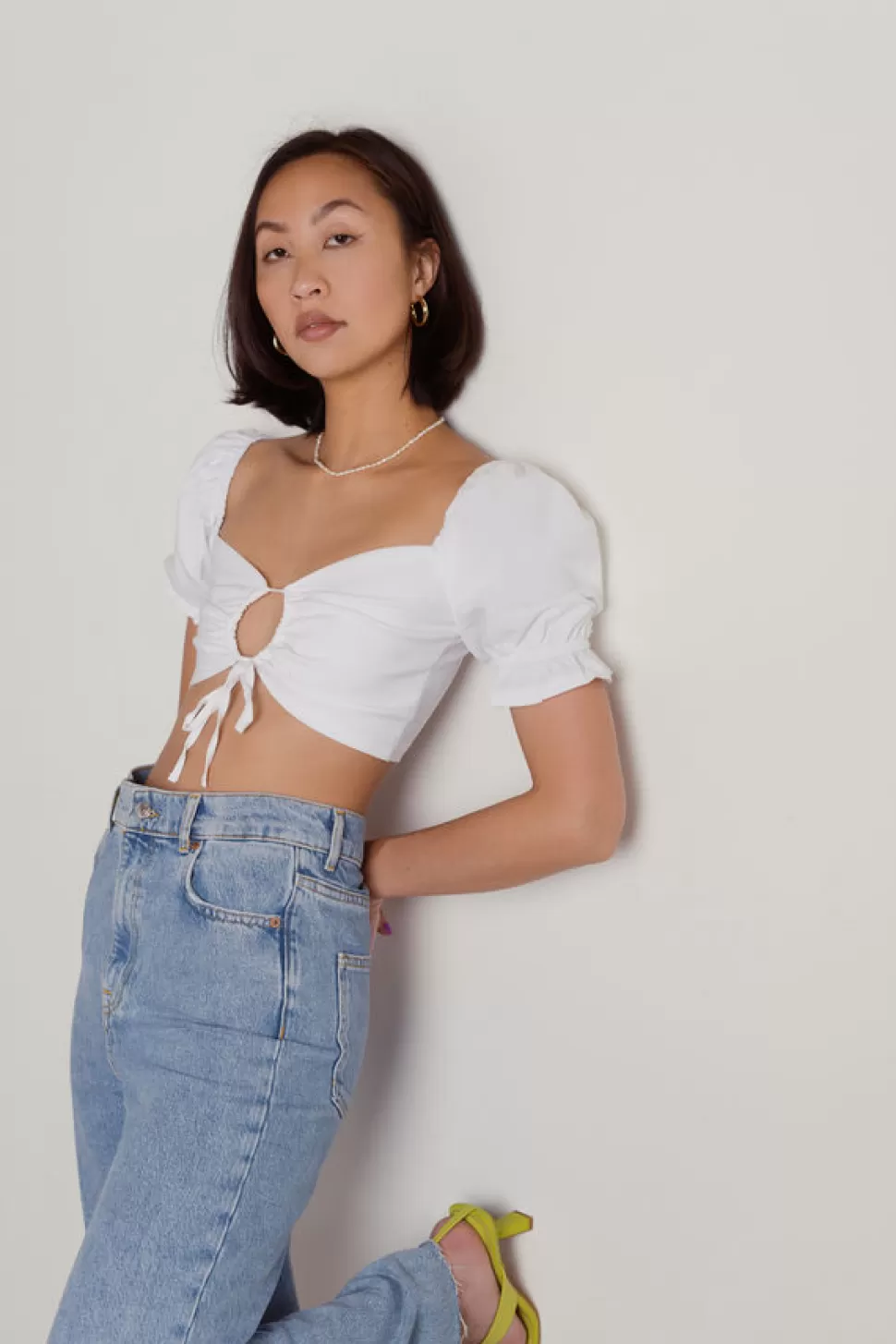 Puff Sleeve Tops*Tobi Leyla Puff Sleeve Keyhole Crop Top Off White | Black