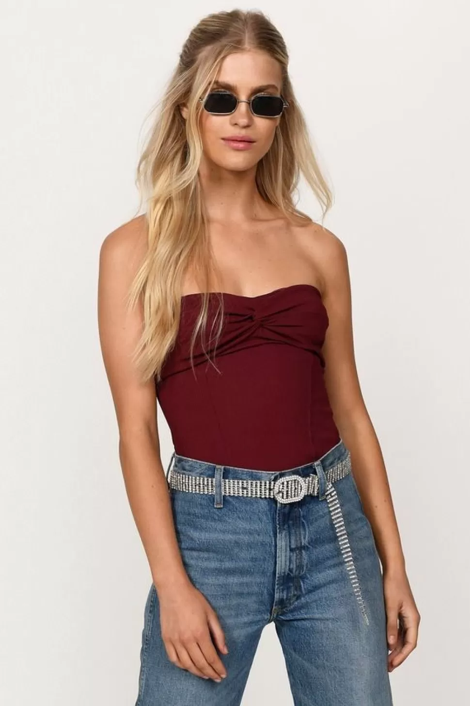 Red Tops*Tobi Lissette Knotted Strapless Top Wine