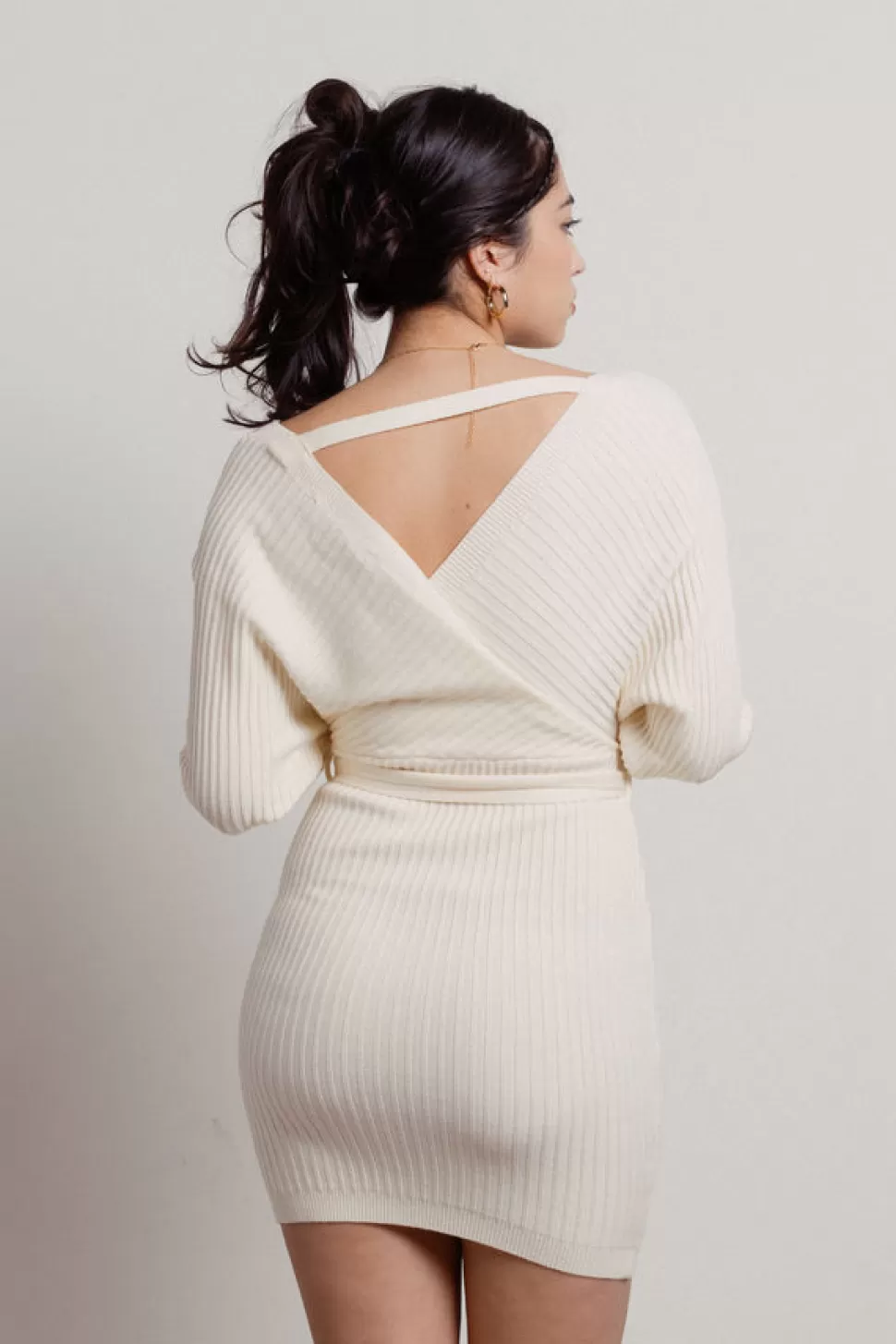 Cut Out Dresses*Tobi Marie Off Shoulder Tie Waist Sweater Dress Ivory | Beige