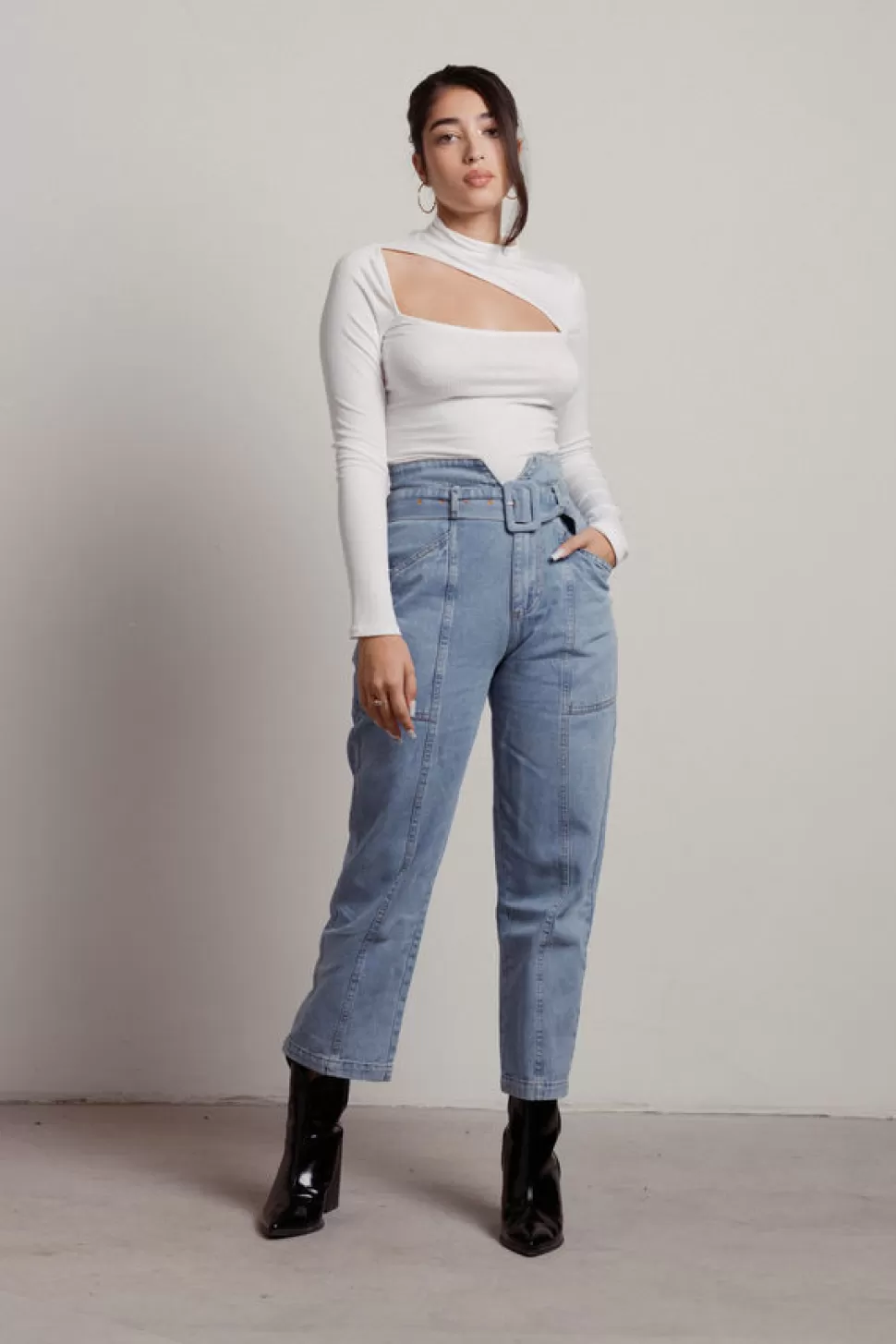 Crop Tops*Tobi Nayvadius Ribbed Long Sleeve Cut Out Crop Top Ivory