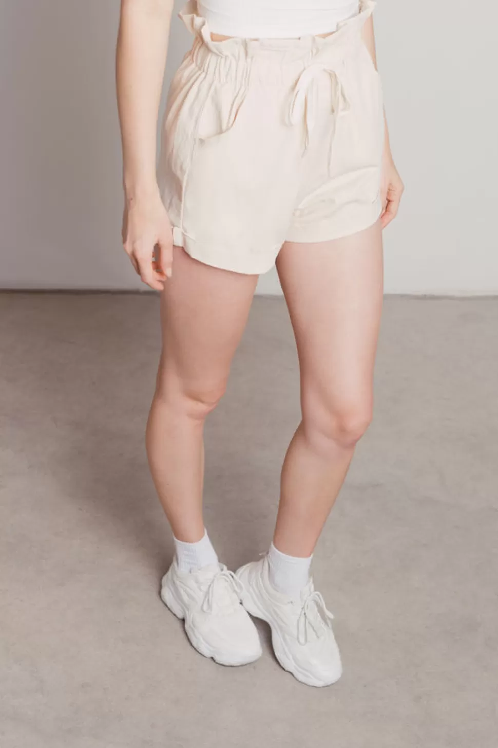 Shorts*Tobi On Purpose Paperbag Shorts Ecru | Light Olive