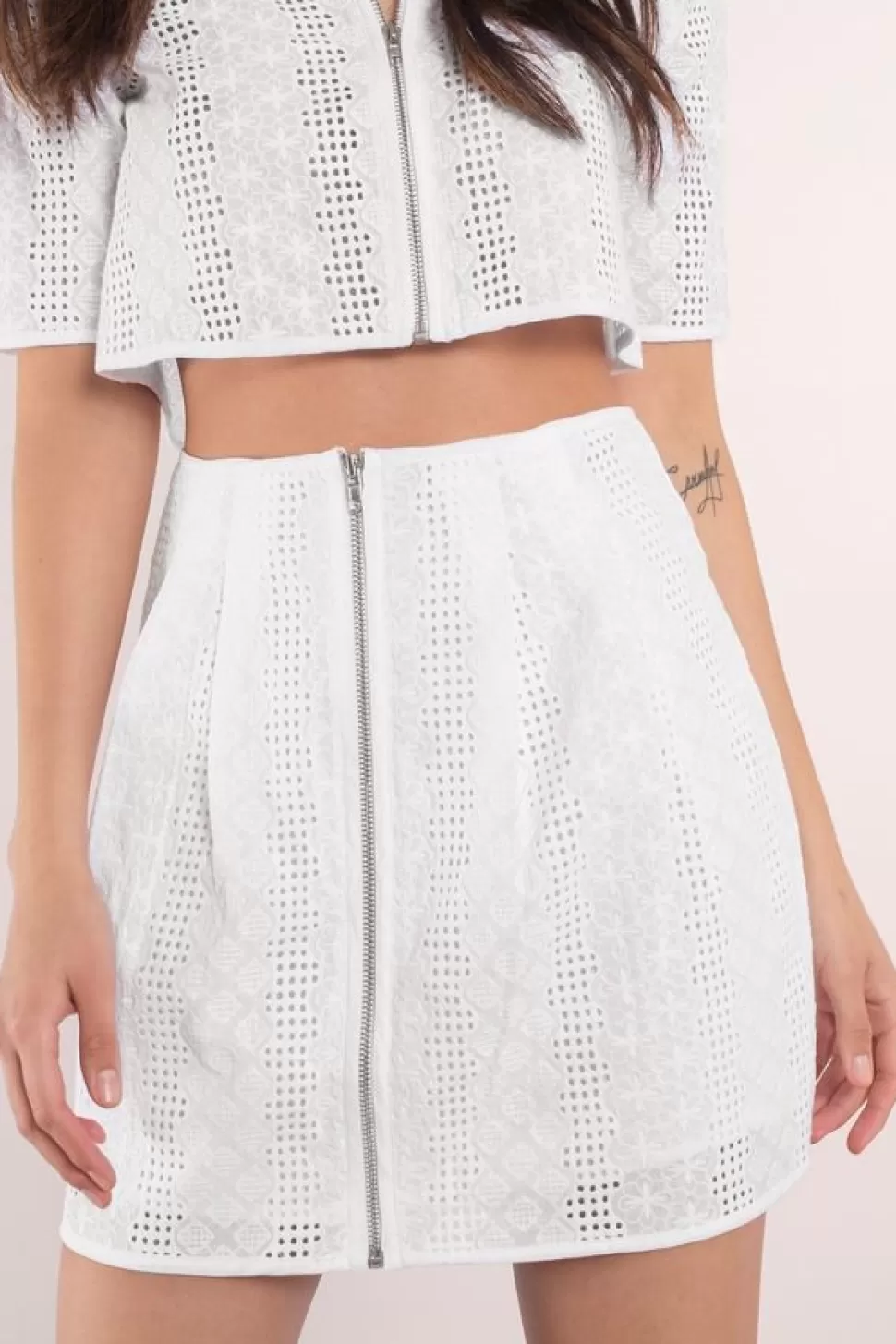 Skirts*Tobi Out Of Sight Eyelet Mini Skirt White