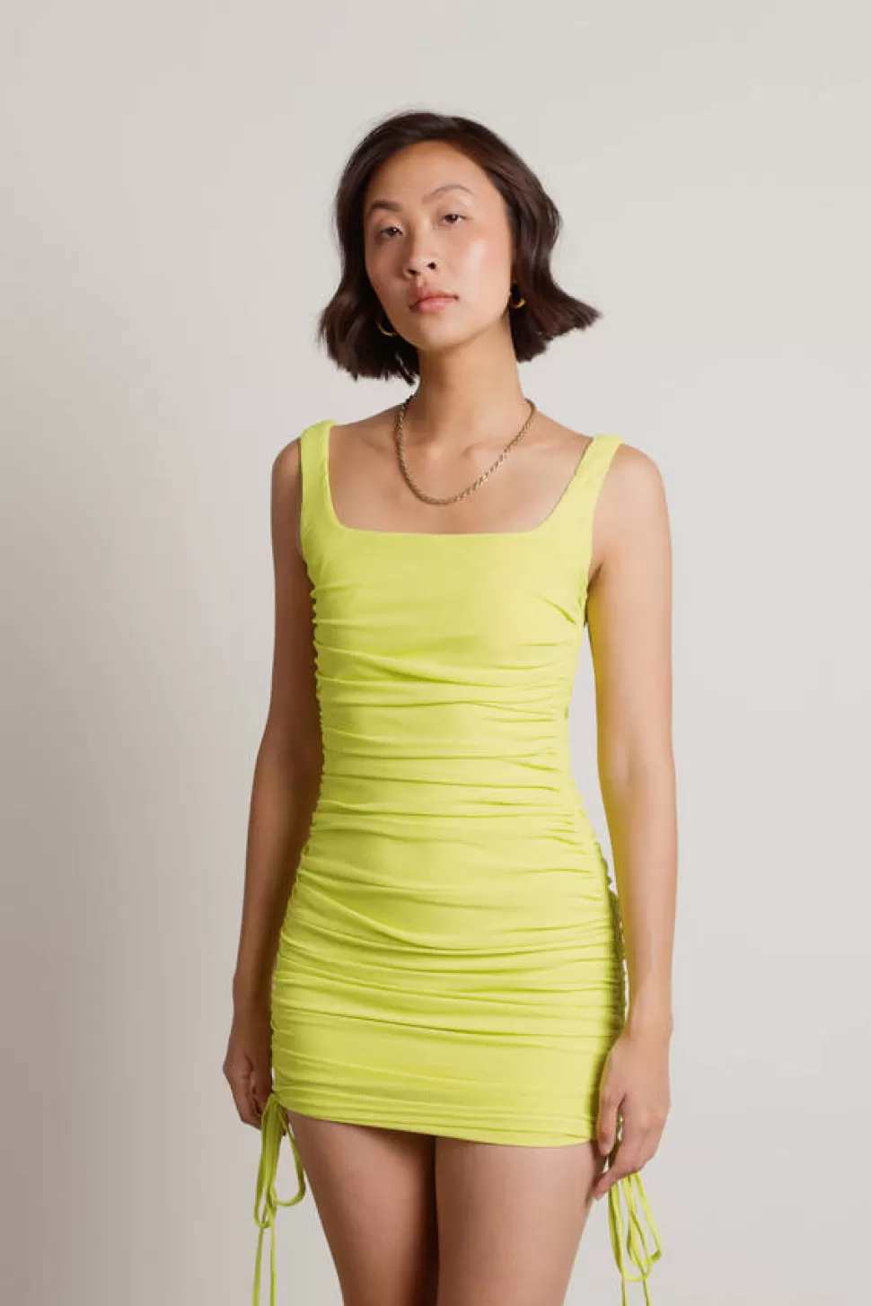 Cut Out Dresses*Tobi Party With Us Ruched Back Cutout Bodycon Mini Dress Lime Green