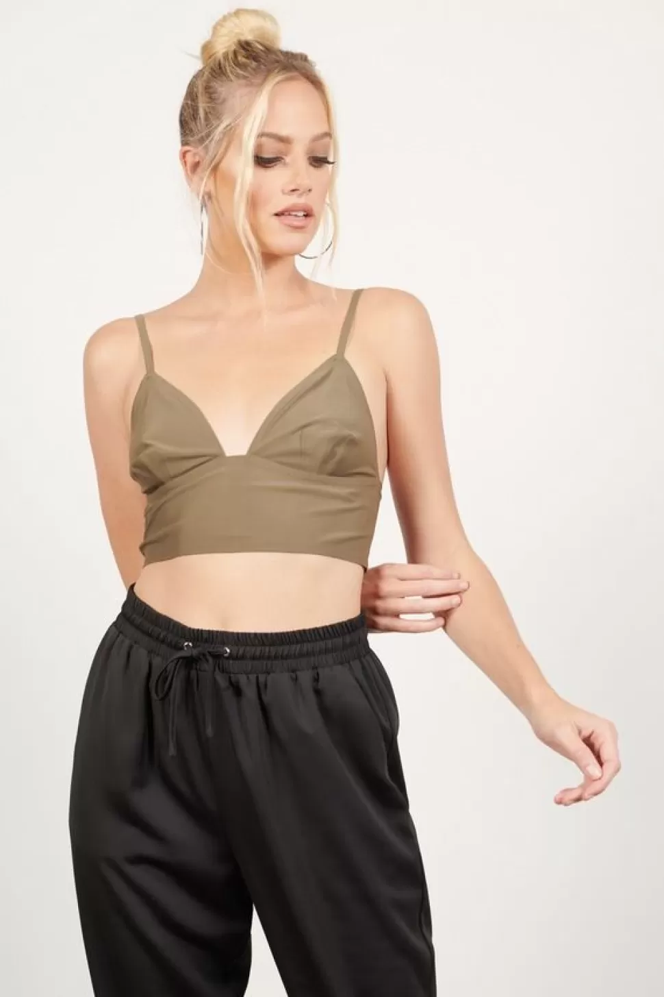 Lingerie*Tobi Pat Me Up Seamless Bralette Crop Top Olive