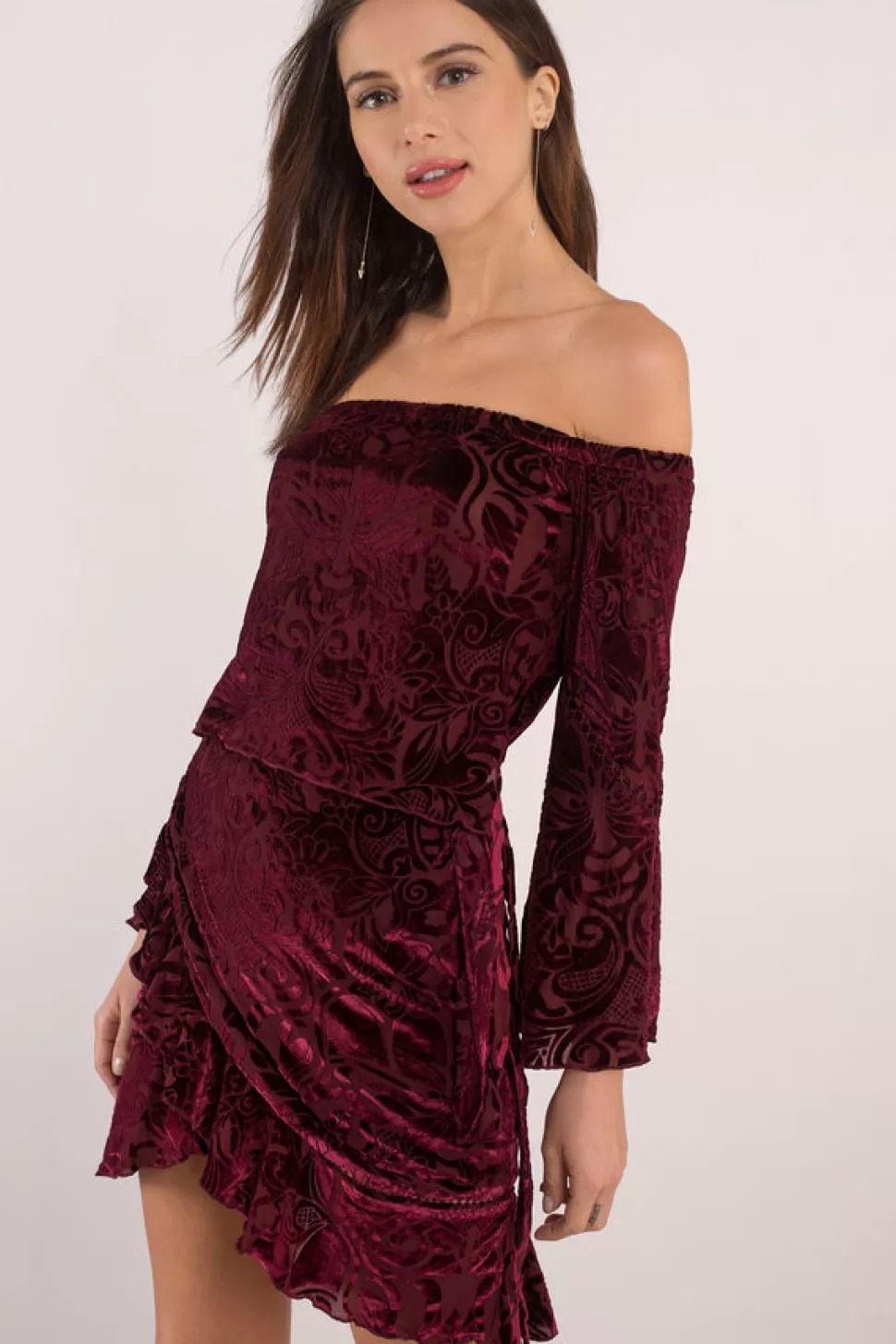 Wrap Dresses*Tobi Sangria Off The Shoulder Velvet Dress Wine