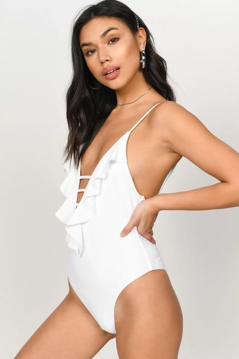 One Piece Swimsuits*Tobi Swept Away Plunging Ruffle Monokini White | Brick | Black