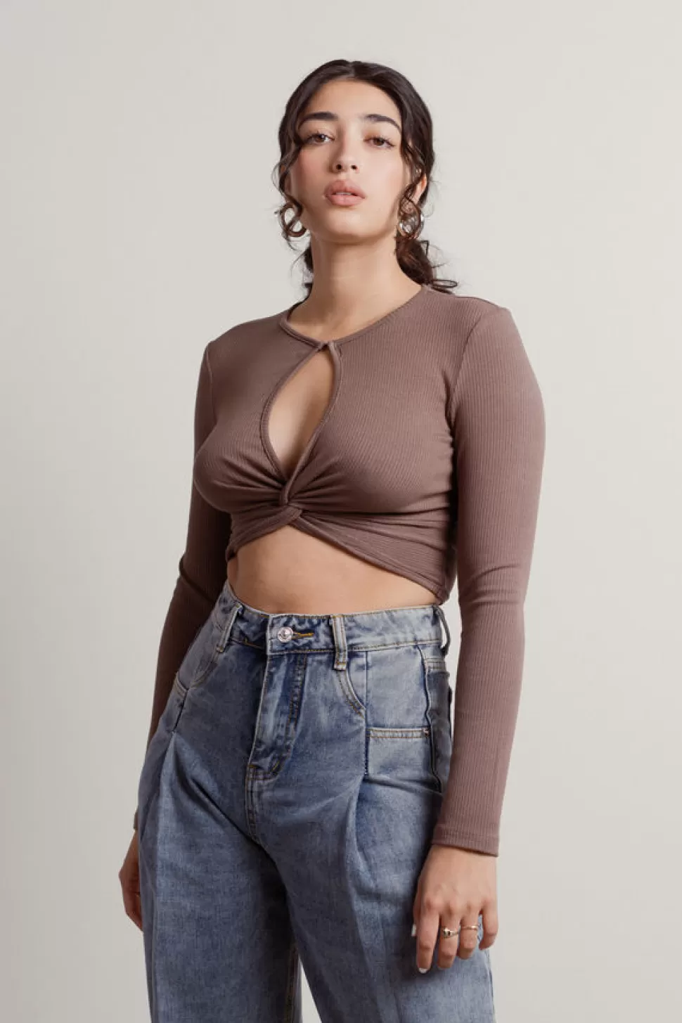 Going Out Tops*Tobi Switch It Up Twist And Keyhole Ribbed Crop Top Brown