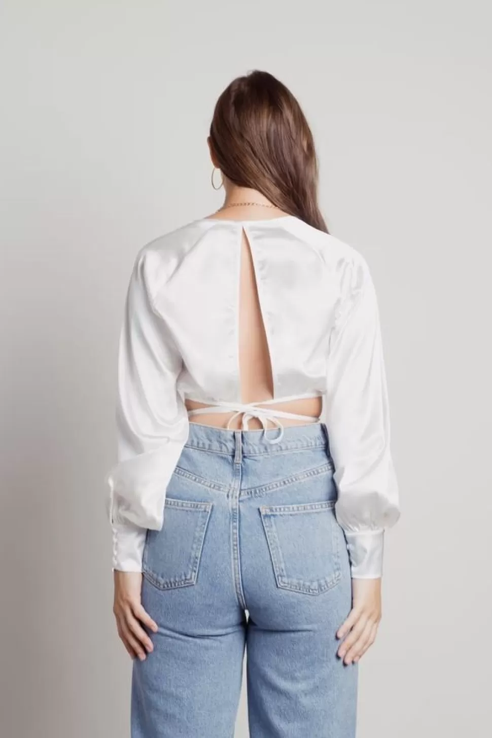 Blouses & Shirts*Tobi Swoon For You Satin Open Back Crop Blouse Off White