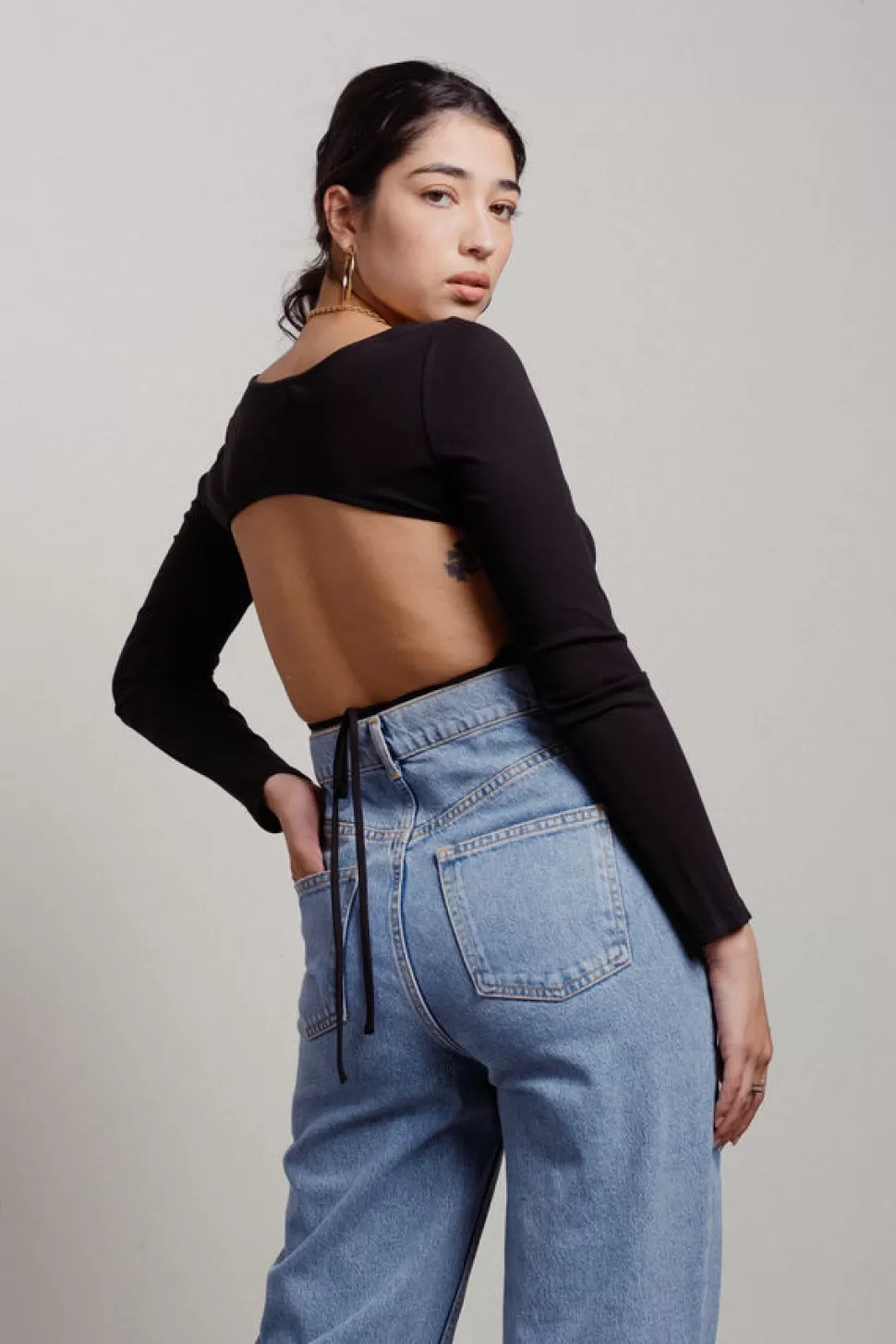 Sexy Tops*Tobi Tomo Ribbed Backless Long Sleeve Crop Top Black | Olive