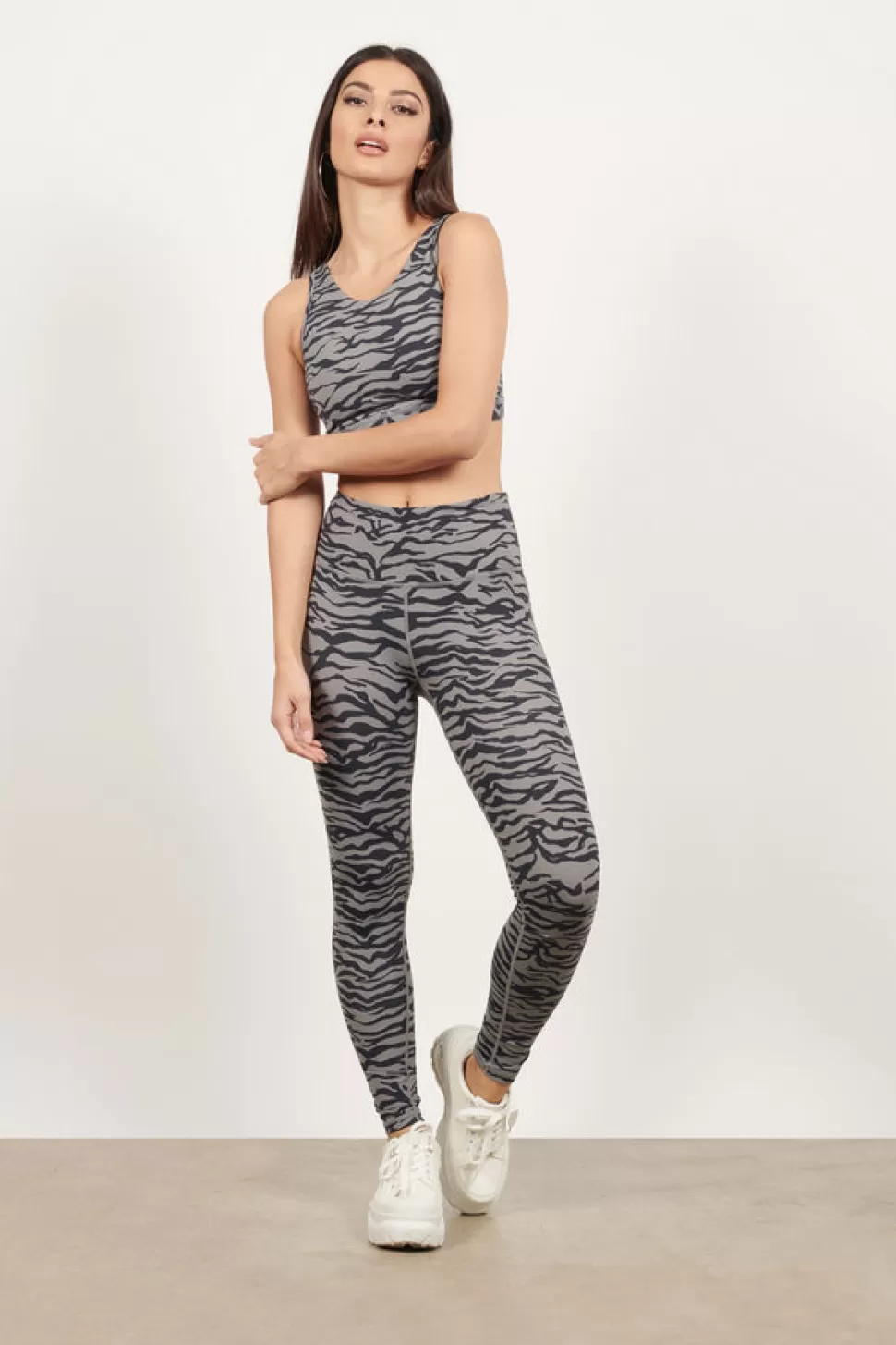 Activewear*Tobi Toni Tiger Print High Rise Full Length Leggings Grey