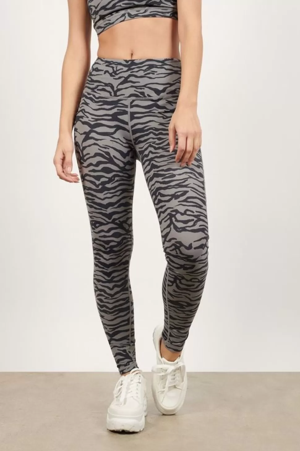 Activewear*Tobi Toni Tiger Print High Rise Full Length Leggings Grey