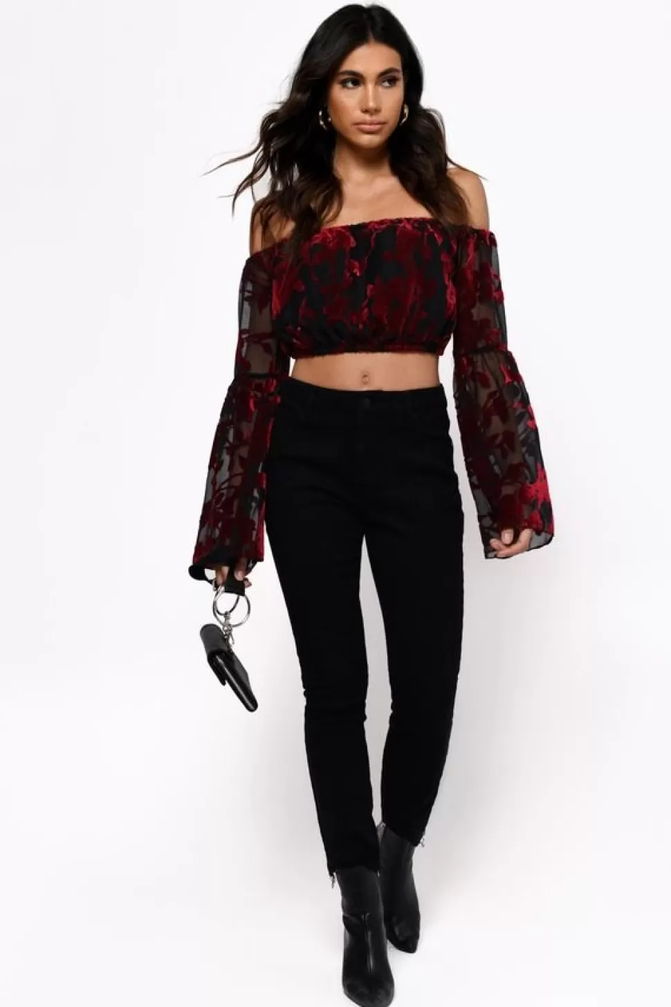 Off The Shoulder Tops*Tobi Veronica Velvet Lace Up Top Black