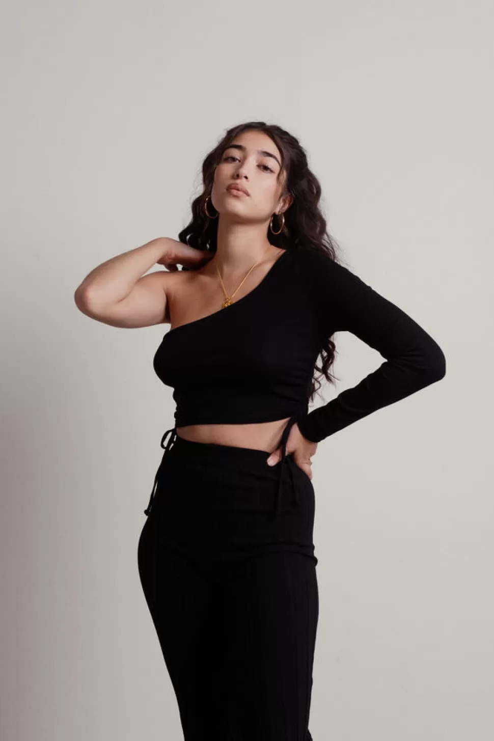 Crop Tops*Tobi Walk Away One Shoulder Side Ruched Crop Top Black